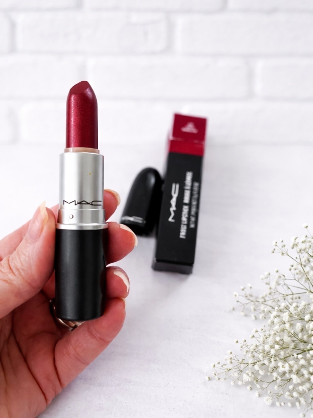 MAC Cosmetics NEW IN BOX Frost Lipstick -300 Fresh Moroccan DISCONTINUED .10oz